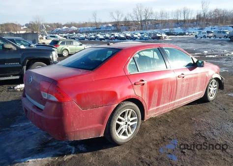 2010 Mercury Milan z USA, uszkodzony, nr VIN 3MEHM0HA0AR627494